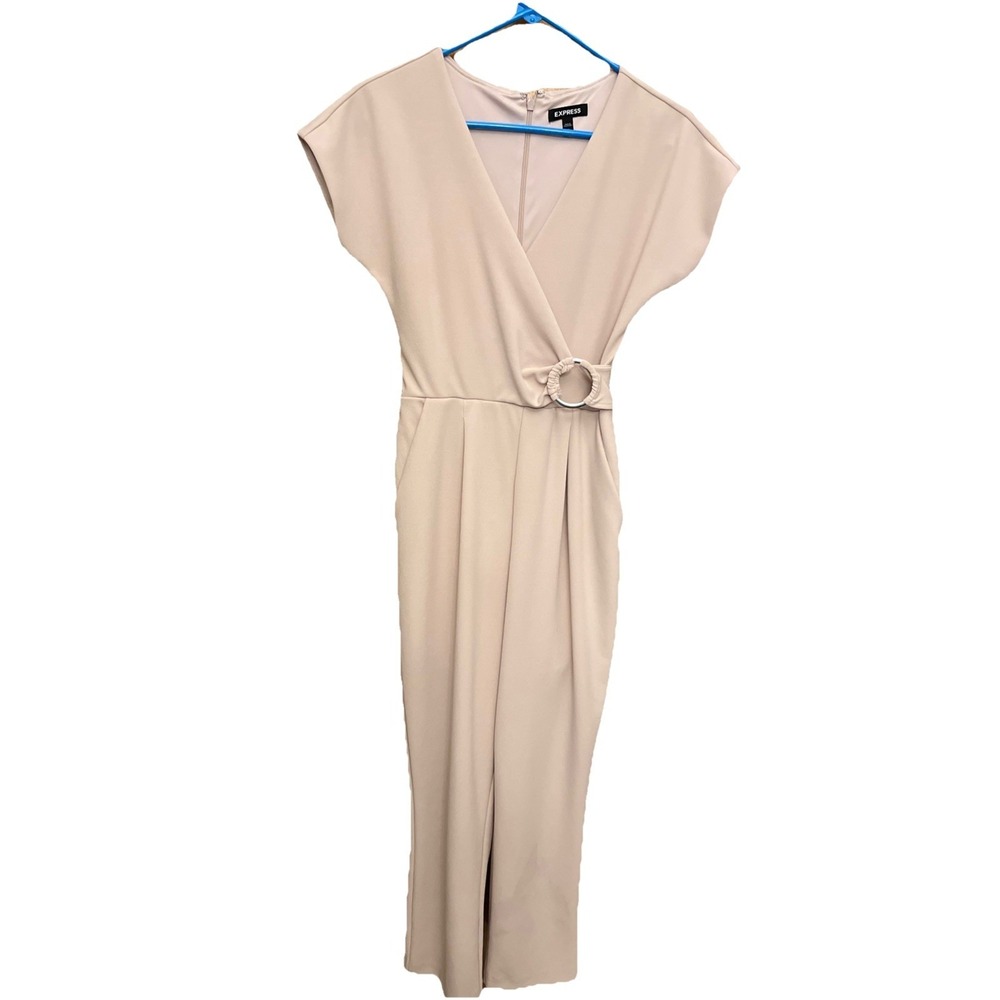 Express Women's Jumpsuit XS Light Pink Short Sleeve V Neck Pleated With Pockets